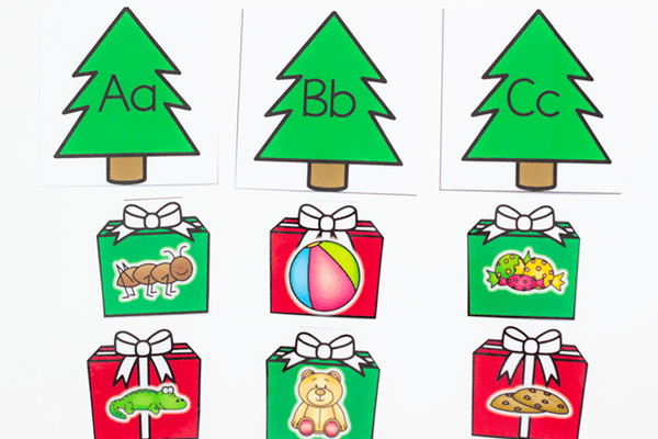 Christmas Sorting | Pre-K/Preschool Math Centers